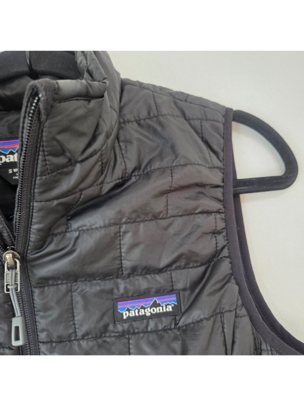 Patagonia Black Puffer Vest Hiking Outdoors Lightweight Women's S - Picture 3 of 9